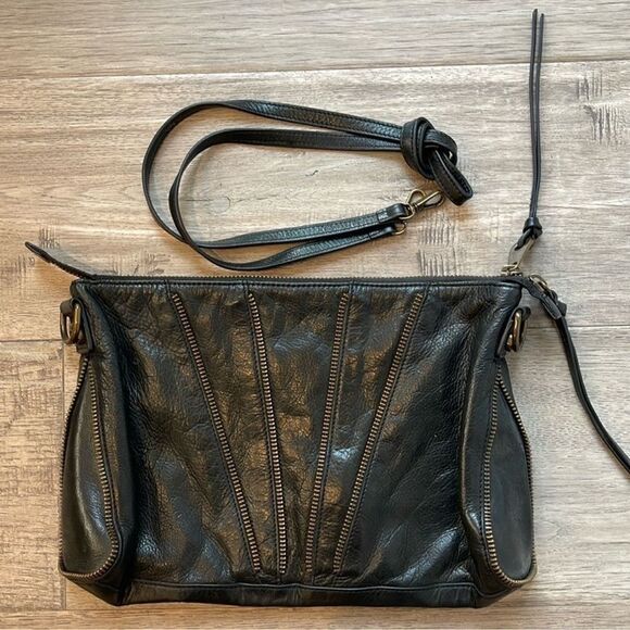 JOELLE HAWKENS Morrison Black Leather Clutch Crossbody Bag - Picture 1 of 7